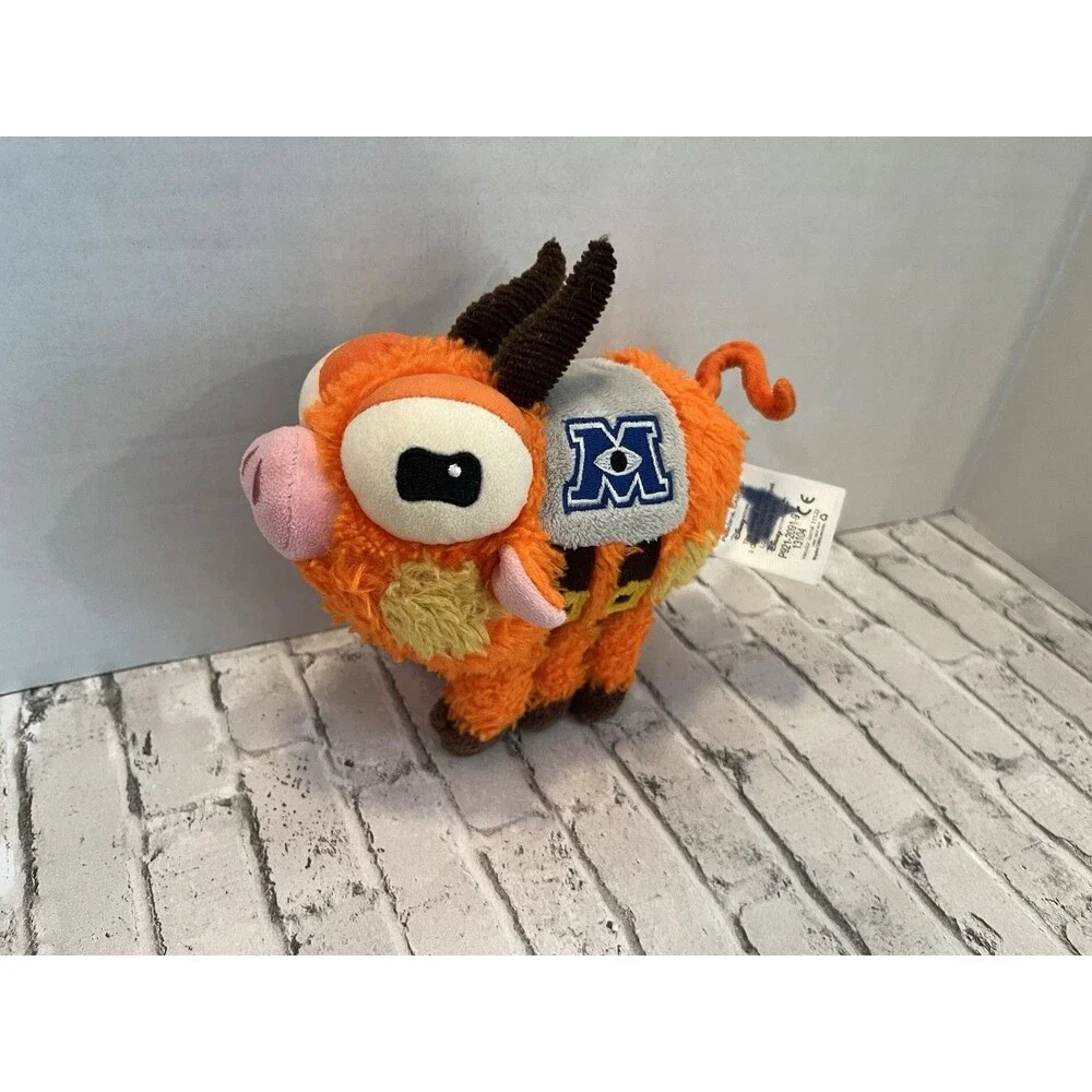 Disney Store Monsters University Archie the Scare Pig 7